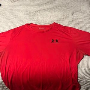 UA mens tee shirt